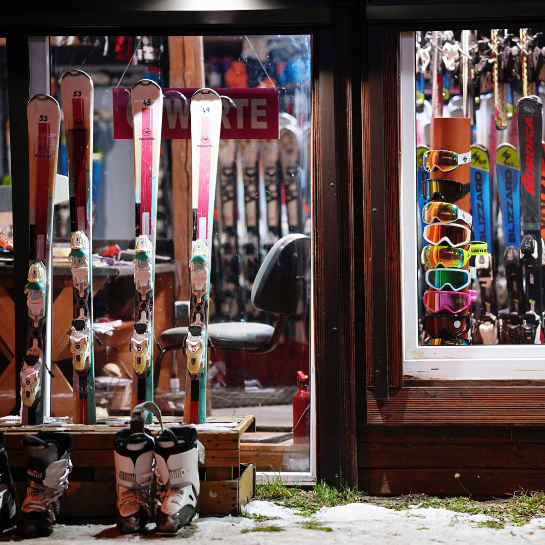Why Ski and Snowboard Rental Shops Need a Different Kind of Boot Dryer